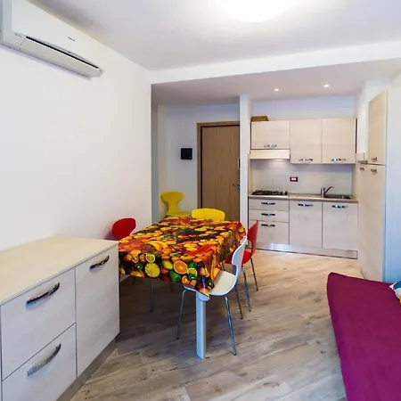 Ferienwohnung Fuer 4 Personen Ca 40 Qm In Bibione, Adriakueste Italien Und Umgebung - B59944 Apartment Bibione